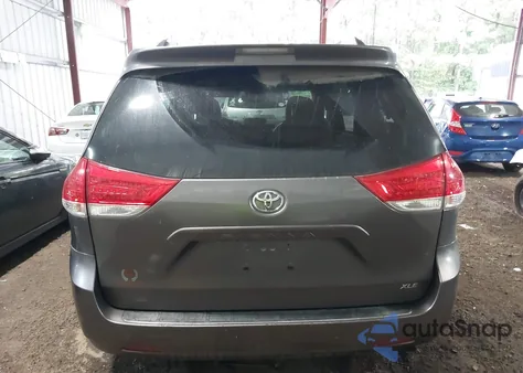 2011 Toyota Sienna Xle V6 из США, поврежденный, VIN 5TDYK3DC5BS116507